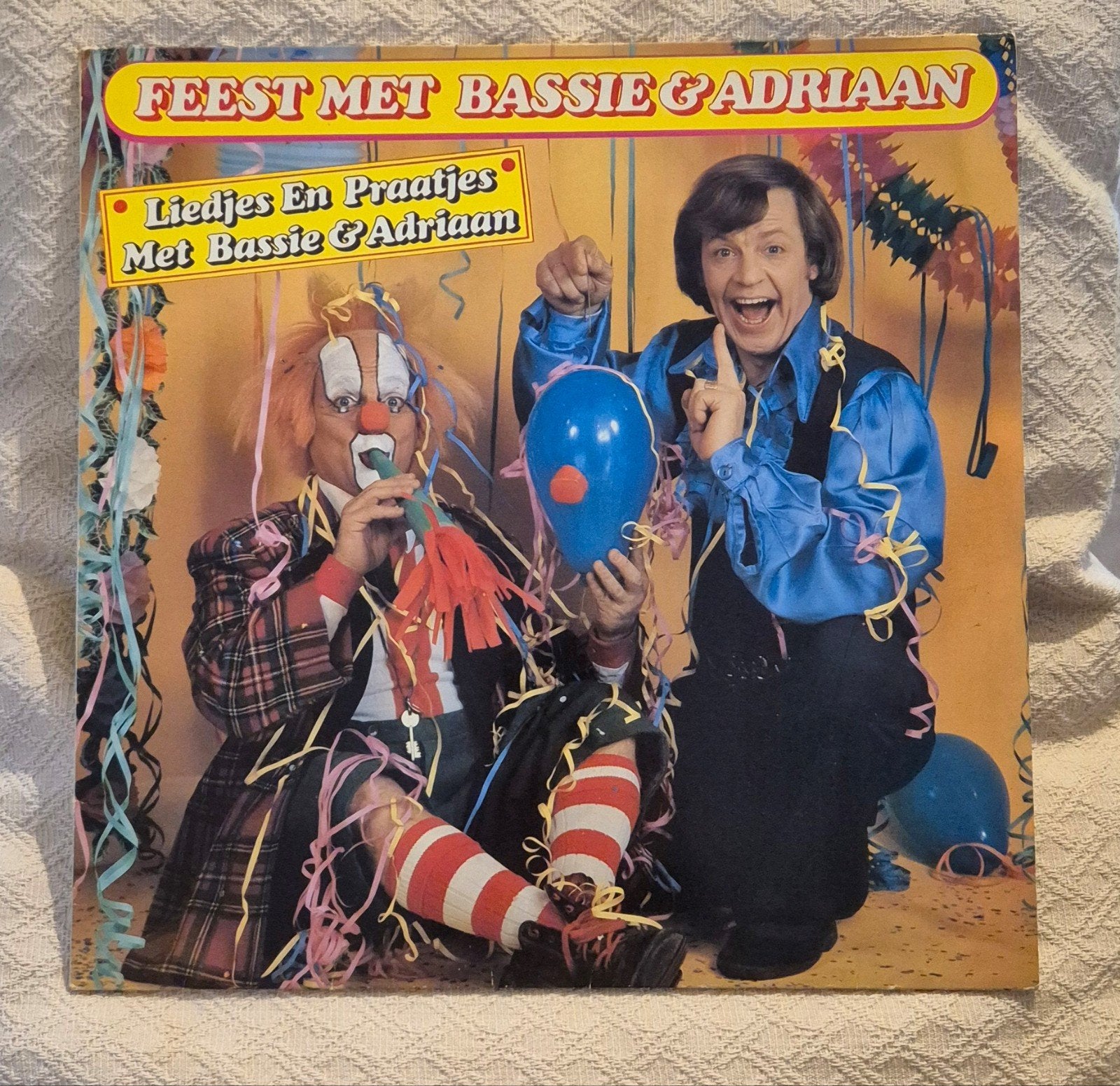 Bassie & Adriaan - Feest met Bassie & Adriaan LP, LP, 3 tot 5 jaar, Ophalen of Verzenden, Zo goed als nieuw