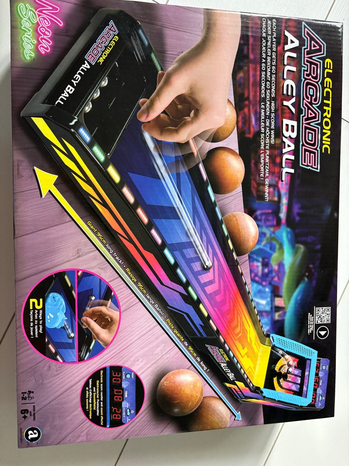 Electronic Arcade Alley Ball (Neon Series) Skeeball, Ophalen, Zo goed als nieuw, Jongen of Meisje