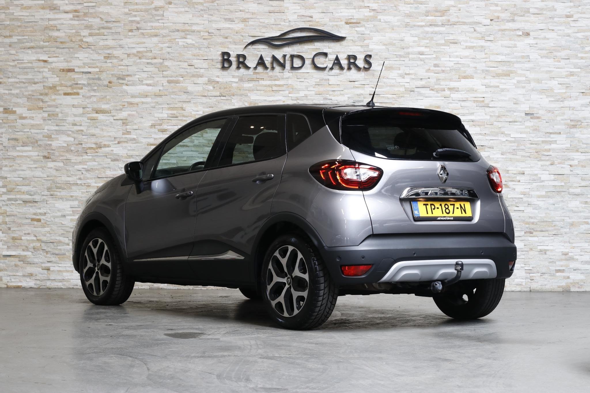 Foto 2 van Renault Captur 1.2 TCe Intens | CAMERA | CARPLAY | TREKHAAK