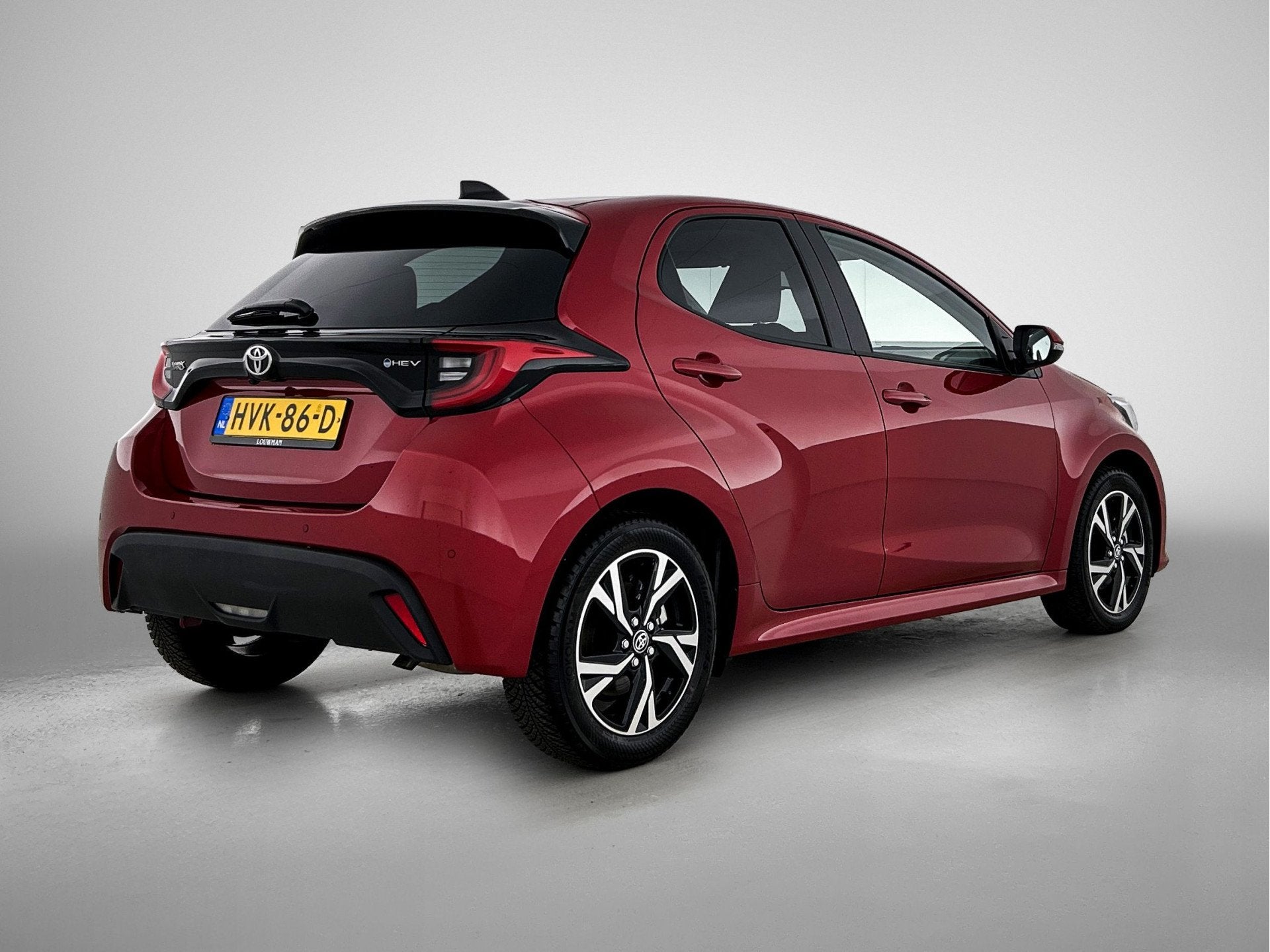 Toyota Yaris 1.5 Hybrid 115 Dynamic Comfort Pack | BTW voert, Gebruikt, Hybride Elektrisch/Benzine, 3 cilinders, Yaris