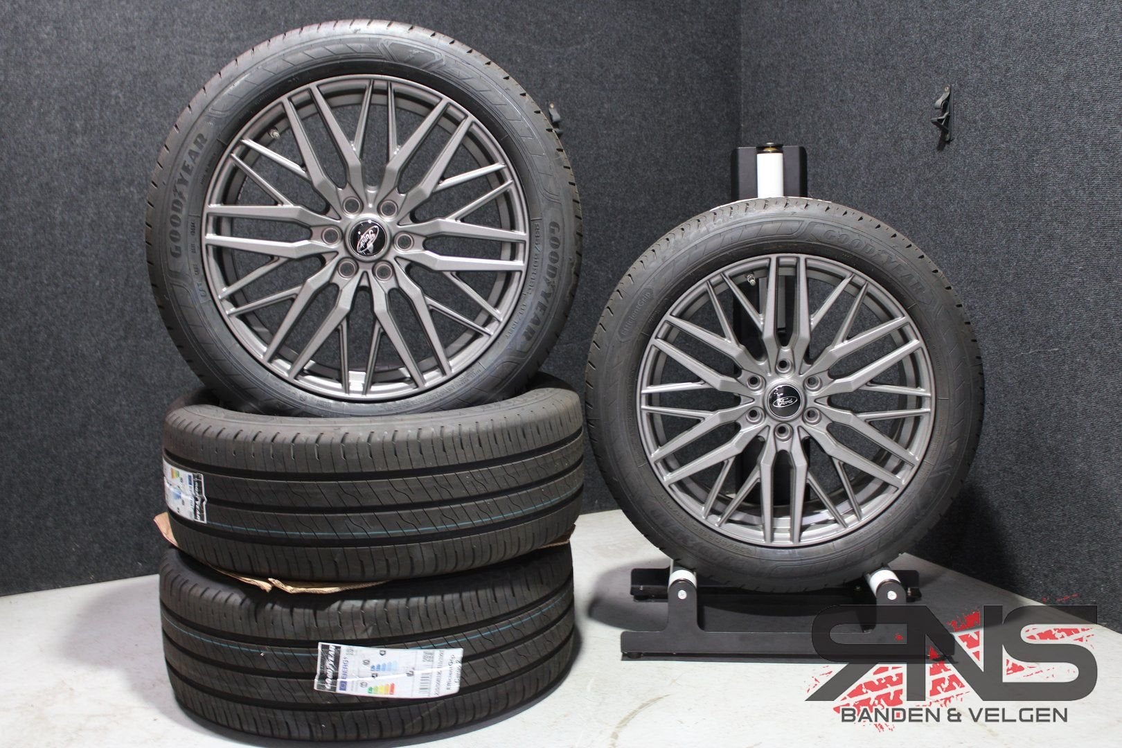 6x120 19'' Velgen Banden  Ford Transit Custom 2024 Vw Transp