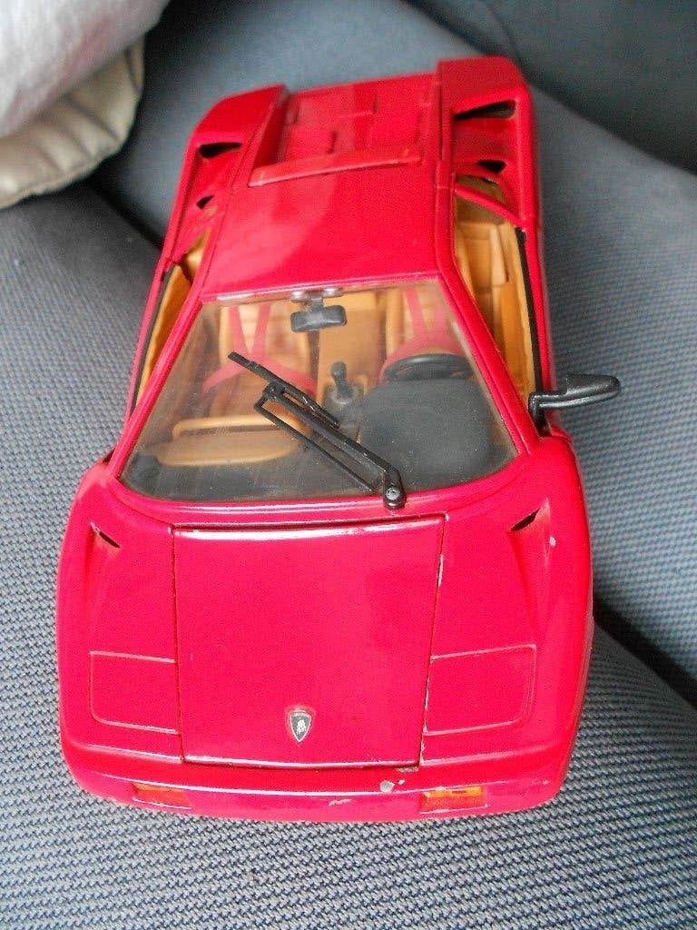 rode Lamborghini modelauto 1:18 Maisto, Ophalen, Gebruikt, Auto, Maisto