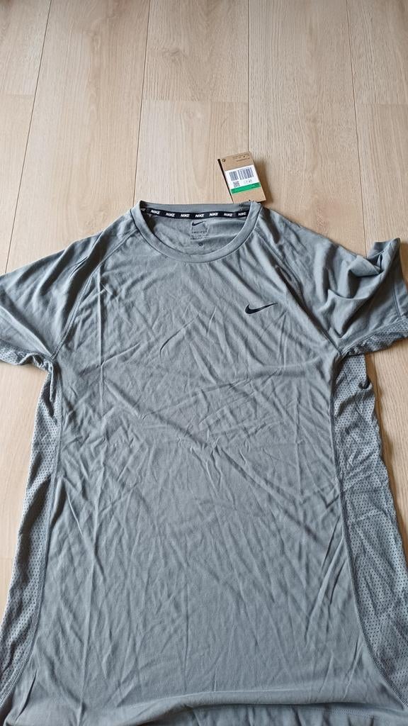 Nike Dri-FIT Slim Fit Training T-shirt Heren XL, Nike, Ophalen of Verzenden, Grijs, Maat 56/58 (XL)