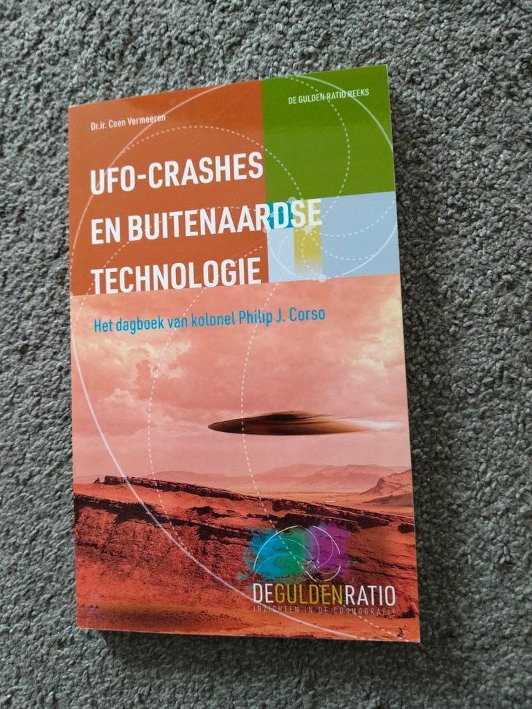 UFO-Crashes en Buitenaardse Technologie   Vermeeren, Spiritualiteit algemeen, Vermeeren, Overige typen, Ophalen of Verzenden