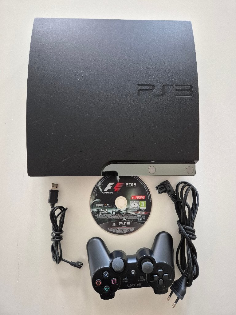 PlayStation 3 (PS3) met controller en F1 2013 game, Spelcomputers en Games, Gebruikt, 1 speler, Racen en Vliegen, Ophalen of Verzenden