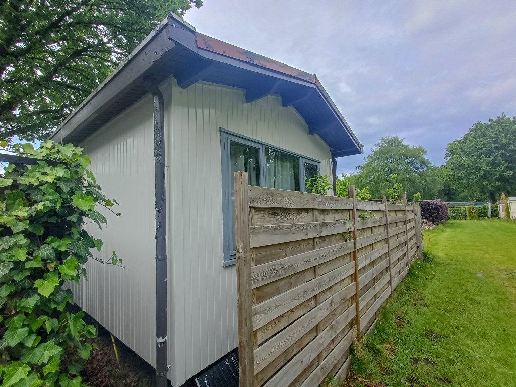 Wintervaste stacaravan met houtkachel in het bos | Alphen, Huizen en Kamers, Noord-Brabant, 2 slaapkamers, Verkoop zonder makelaar