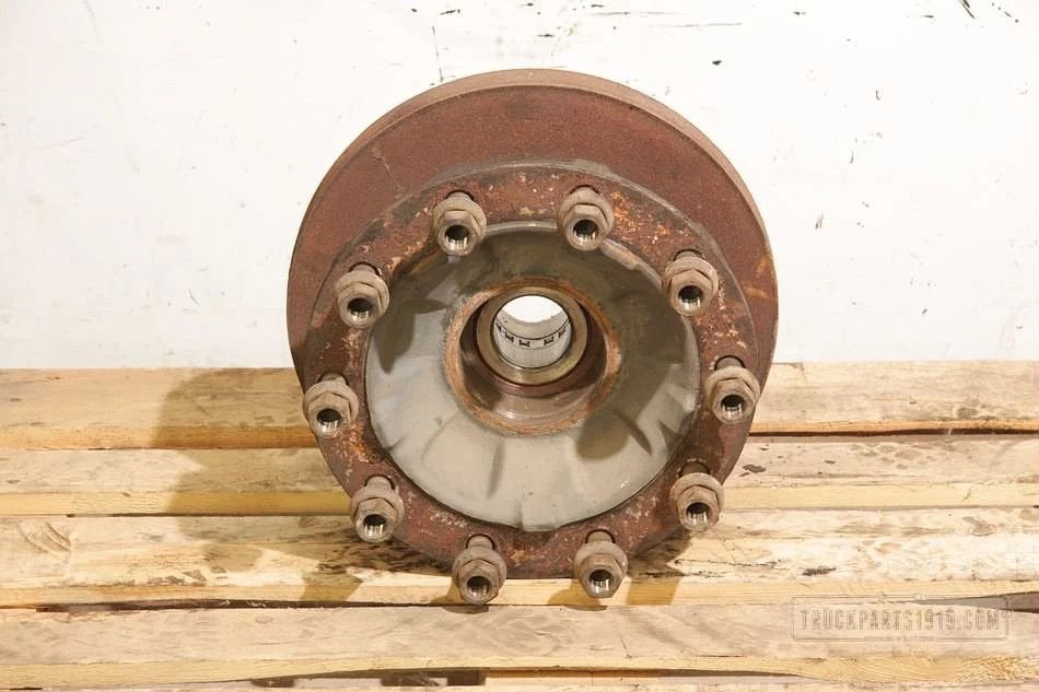 Volvo Axle & Steering Parts Wielnaaf voor VOLVO, Ophalen, Gebruikt, Volvo, Remmen en Aandrijving