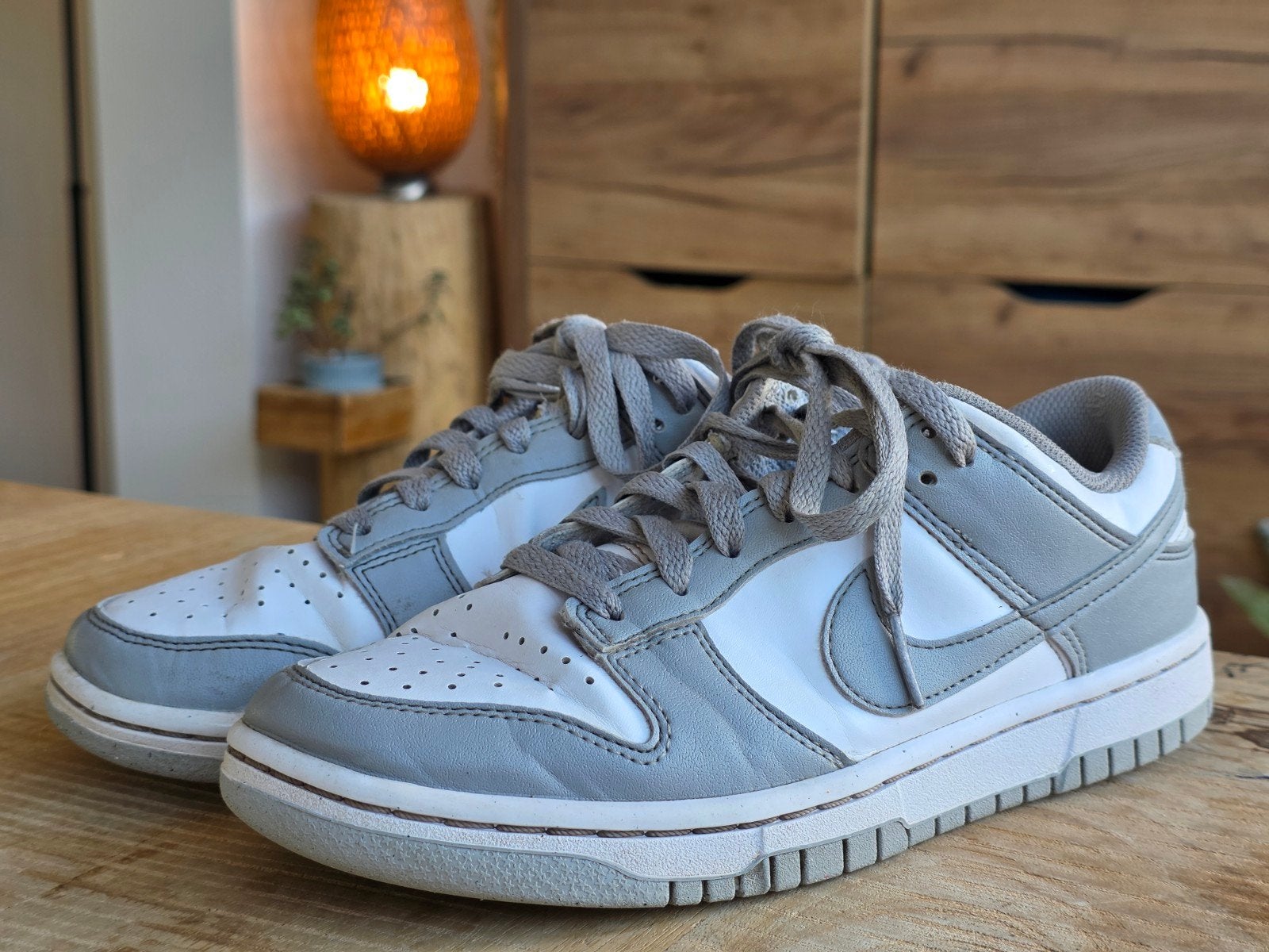 Nike Dunk Low grijs/wit maat 38, gedragen, Ophalen of Verzenden, Gedragen, Wit, Sneakers of Gympen