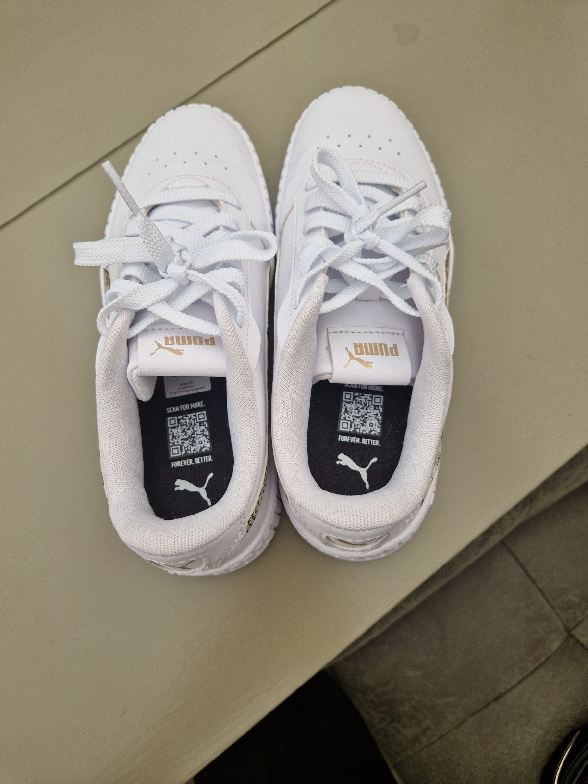 Meisjes puma schoenen, Ophalen of Verzenden, Zo goed als nieuw, Schoenen