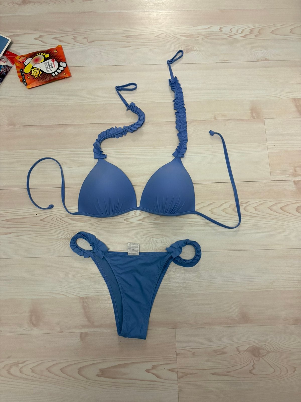 Leuke Bikini met ruffels, Ophalen of Verzenden, Zo goed als nieuw, Blauw, Bikini
