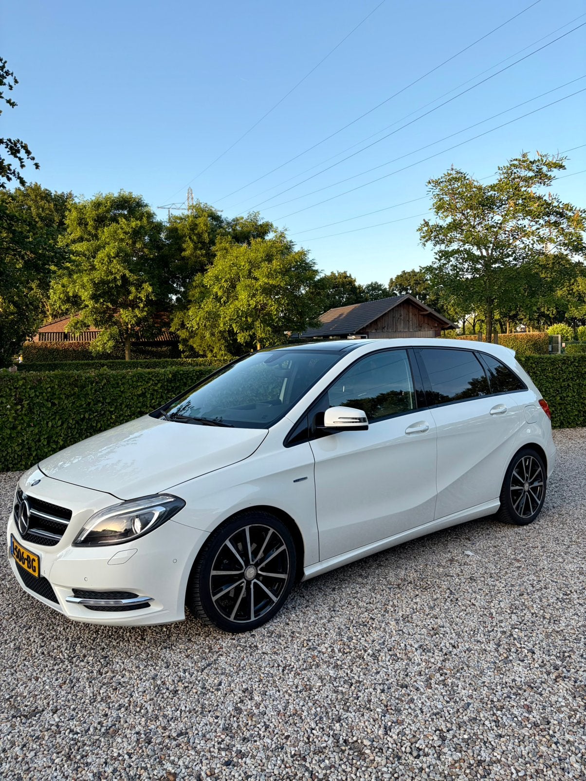 Nieuwstaat! Mercedes B-Klasse B200 156PK/250NM 7DCT Automaat, Auto's, Mercedes-Benz, 745 kg, 1325 kg, Leder en Stof, Wit