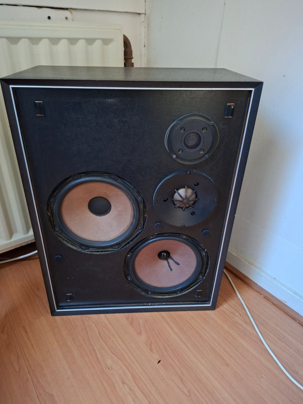 Gezocht enkele Philips 22RH457 luidspreker, Ophalen, Stereo speakers, Philips, Gebruikt