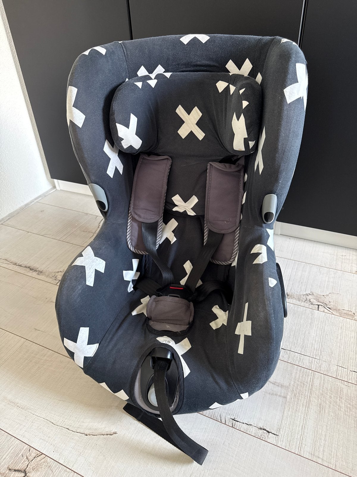 Maxi-Cosi Axiss autostoel met extra hoes, Ophalen, 9 t/m 18 kg, Zijbescherming, Maxi-Cosi