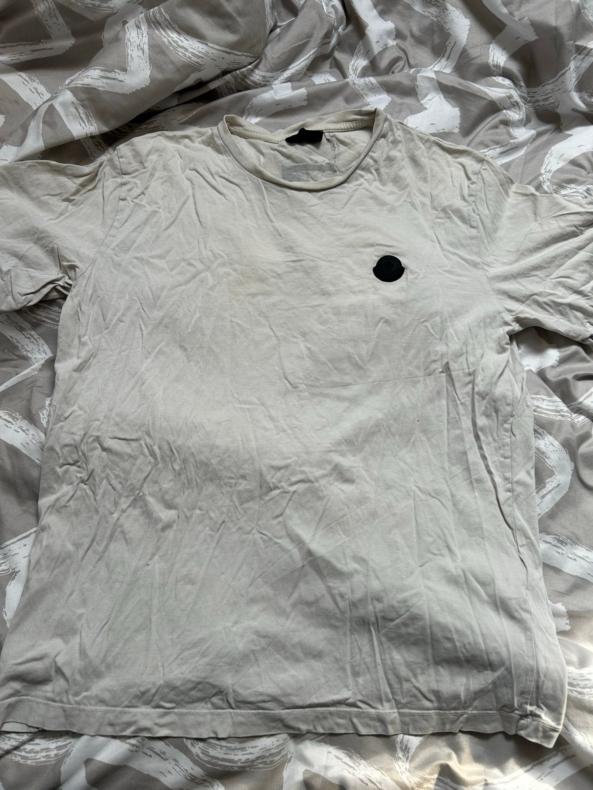 Moncler T-shirt - Maat L - Gedragen, Ophalen of Verzenden, Gedragen, Maat 52/54 (L)