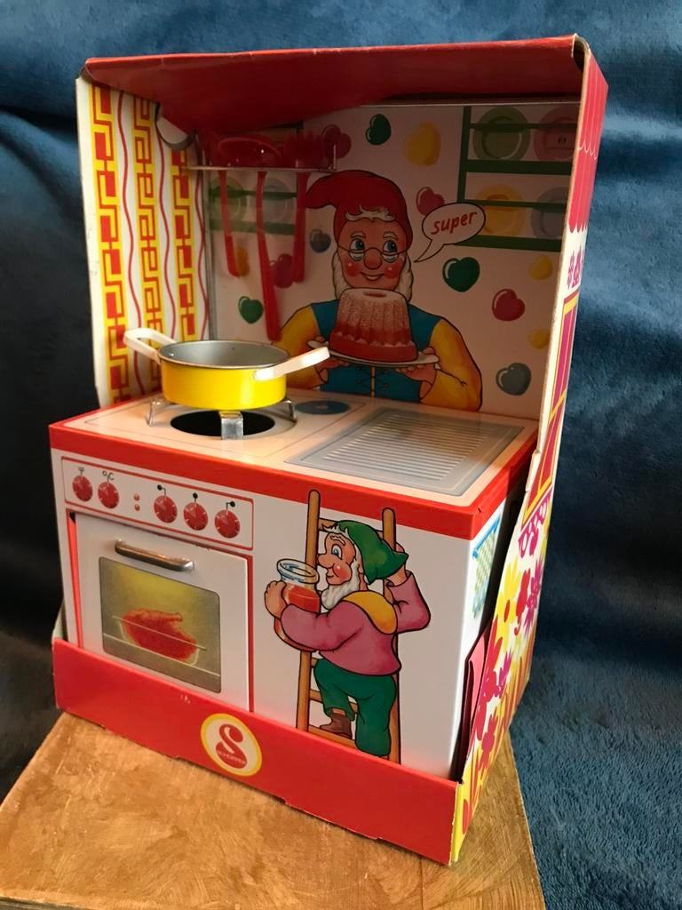 Antiek kinderfornuis van blik Schopper W-germany onbespeeld, Antiek en Kunst, Ophalen of Verzenden