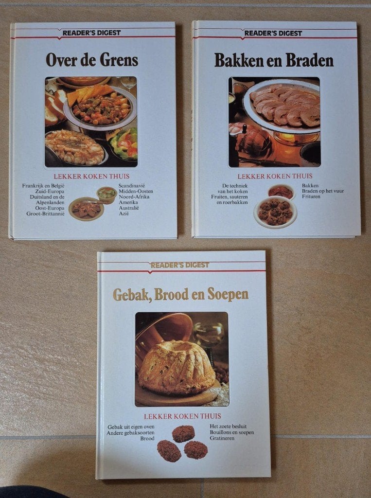 3 kookboeken - Bakken & braden - Gebak, brood en soepen, Ophalen of Verzenden, Gelezen, Nederland en België