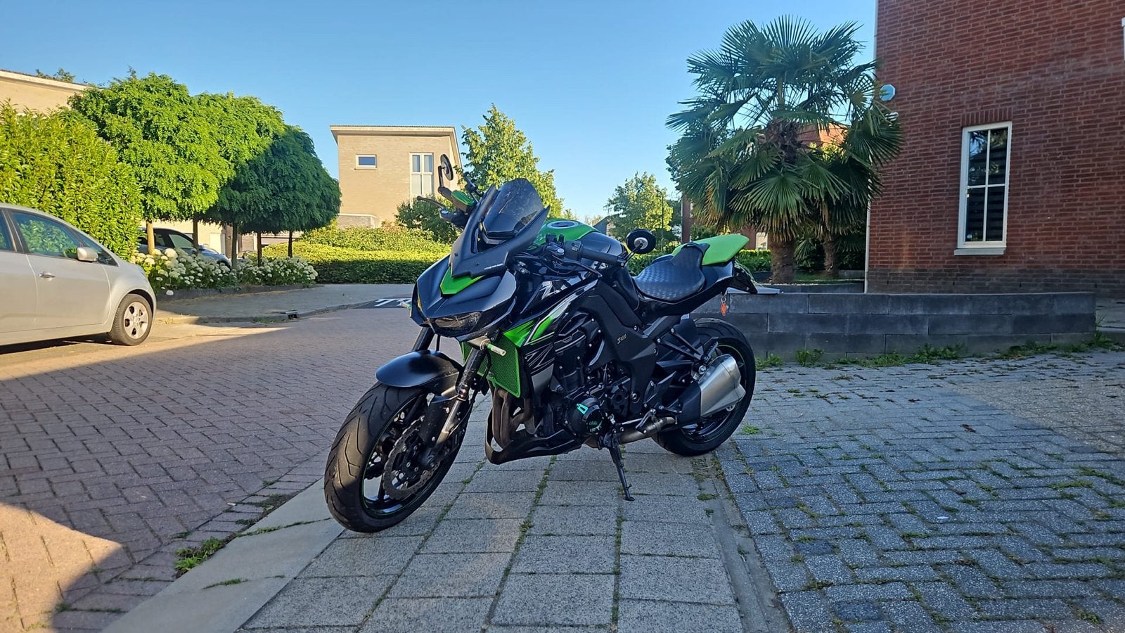 Kawasaki Z1000 2018 - Altijd binnen gestaan, lage km stand, Occasion, 4 cilinders, Motorrijbewijs A, Particulier