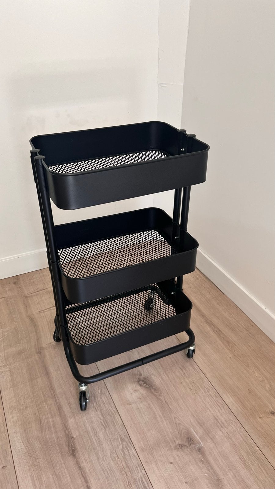 IKEA RÅSKOG Roltafel / Serveerwagen Zwart, Huis en Inrichting, Ophalen, Zo goed als nieuw