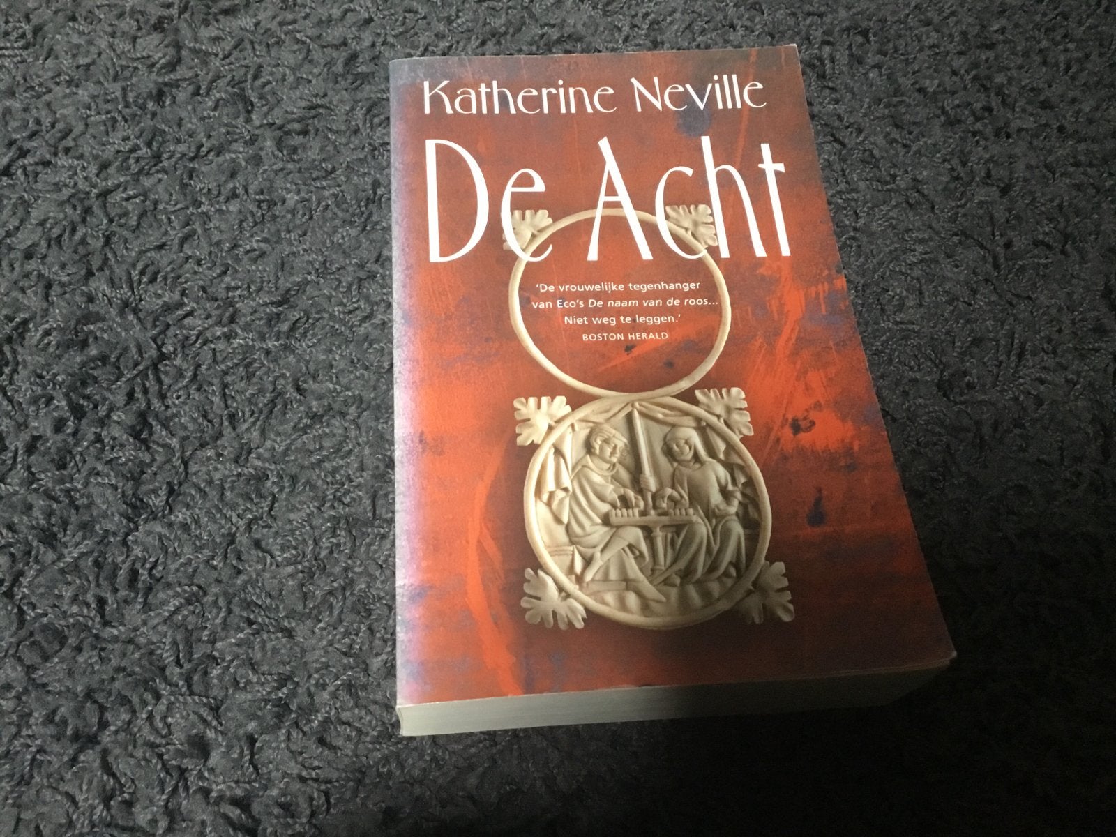 De Acht - Katherine Neville (roman), Ophalen of Verzenden, Gelezen, Nederland