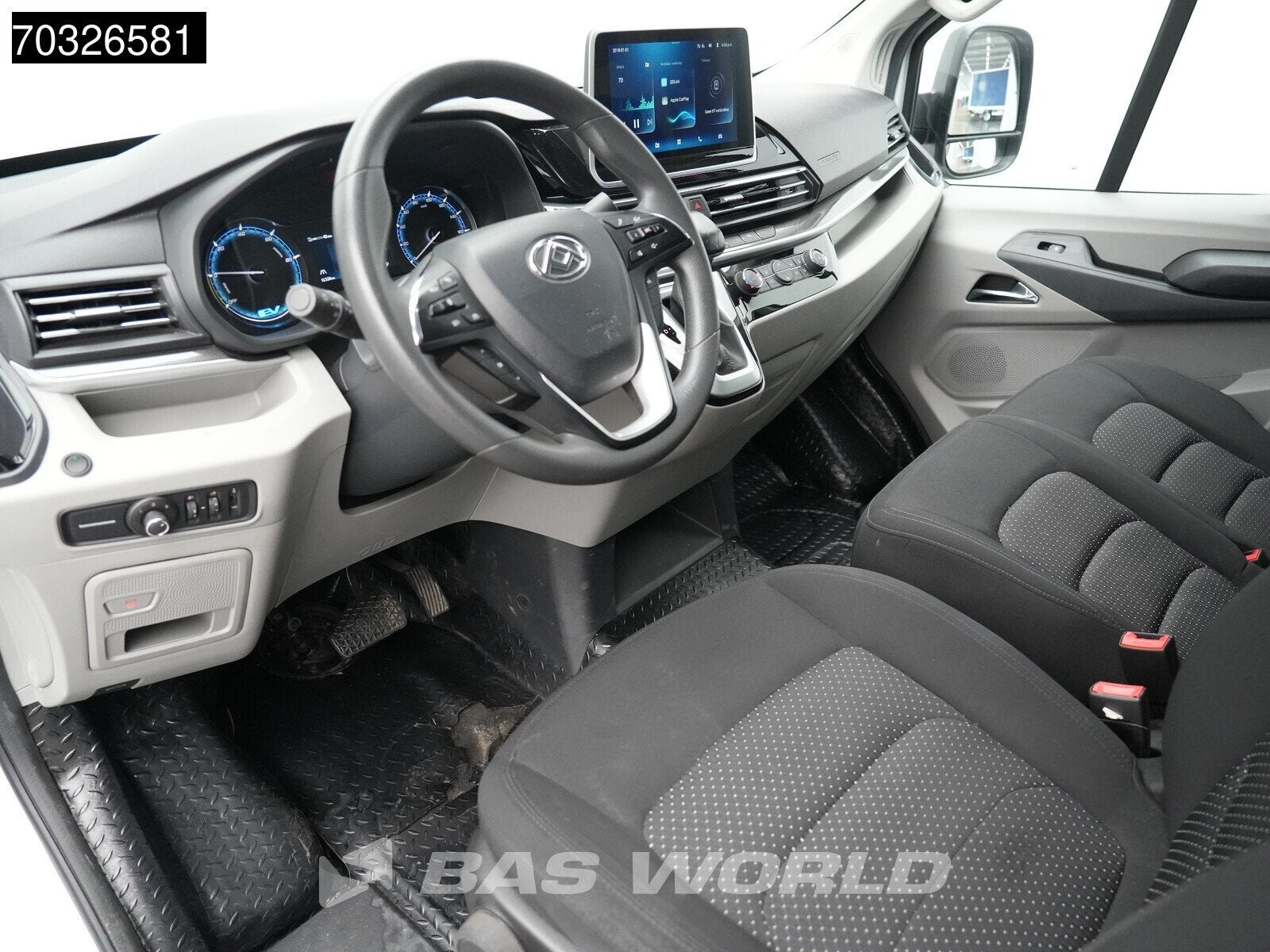 Maxus eDeliver 9 100% Elektrisch 65kWh Achterdeuren Bakwagen, Automaat, Stof, Gebruikt, 750 kg