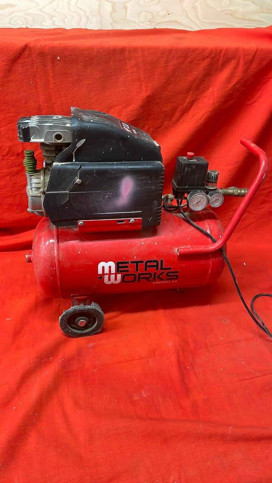 Compressor, Doe-het-zelf en Verbouw, Ophalen, Gebruikt, 6 tot 10 bar, Minder dan 200 liter/min