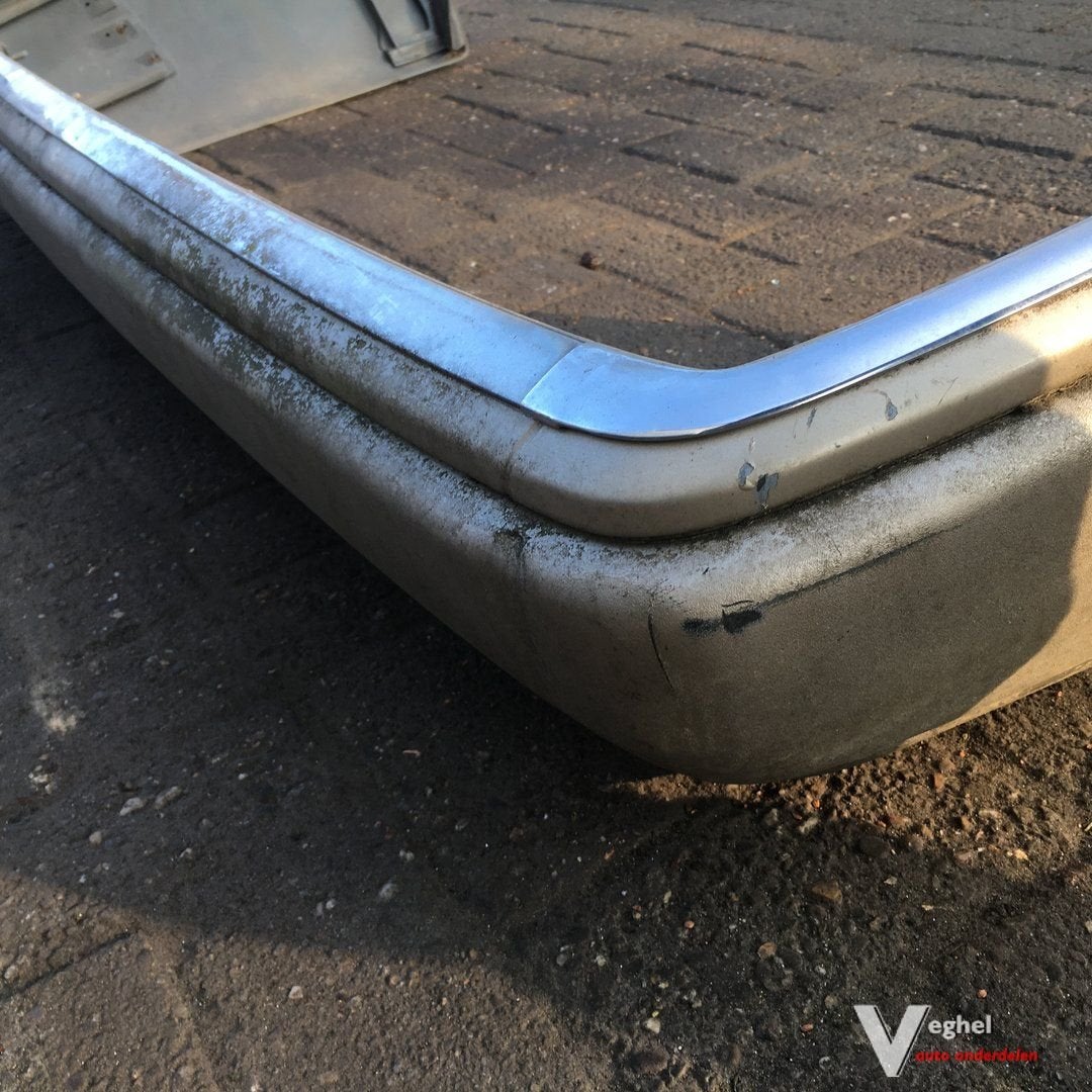 Mercedes W124 Sedan 1993 Achterbumper, Auto-onderdelen, Carrosserie en Plaatwerk, Ophalen, Gebruikt, -, -