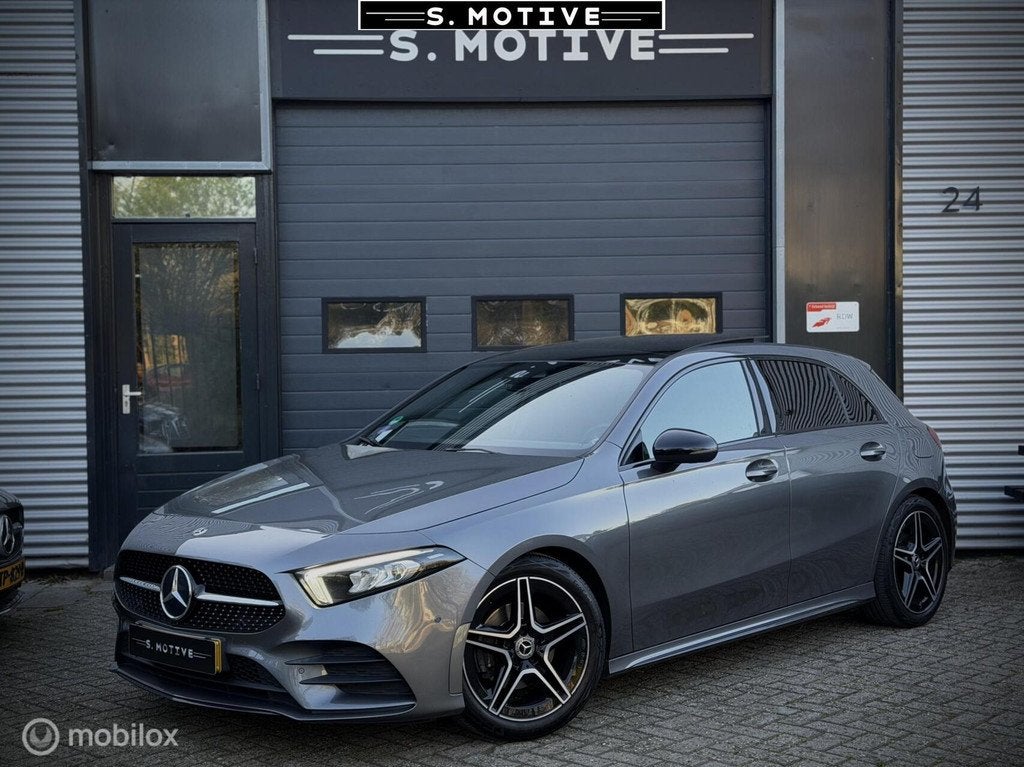 Mercedes A-klasse 180 Business Solution AMG Night Pano NL Au, 136 pk, Gebruikt, 4 cilinders, Origineel Nederlands