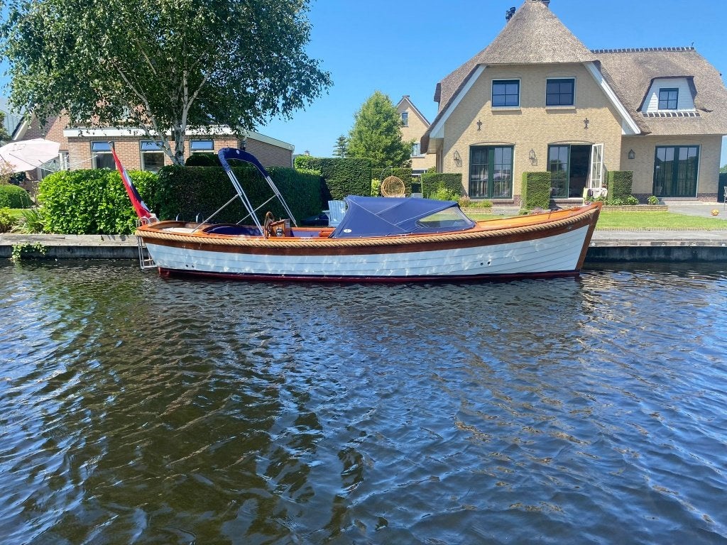 Moonday classic 27, Ophalen, Diesel, Boegschroef
