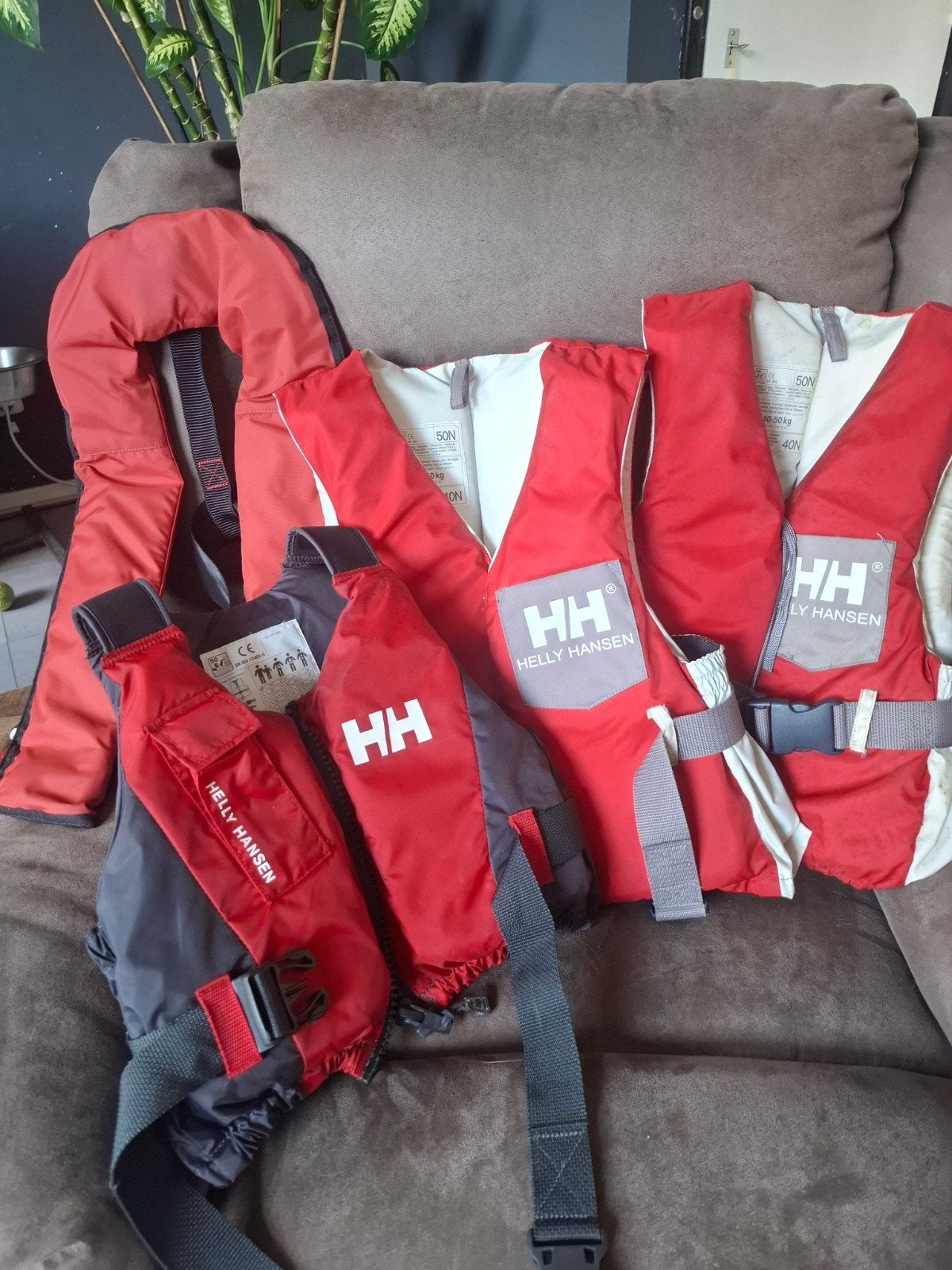 Helly Hansen Reddingsvesten en Mystic Harnas - Diverse Maten, Ophalen, Gebruikt, Kind, Reddingsvest of Zwemvest