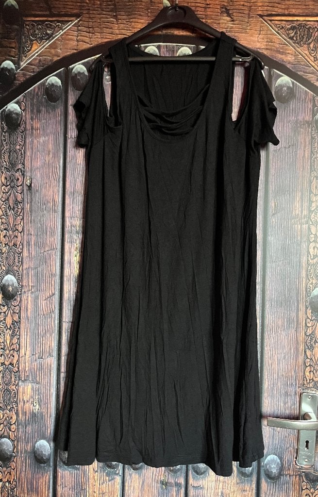 Schoudervrije jurk 44/46 met kruisbandjes nu voor 16,99€, Kleding | Dames, Jurken, Noidea, Zwart, Maat 42/44 (L), Ophalen of Verzenden