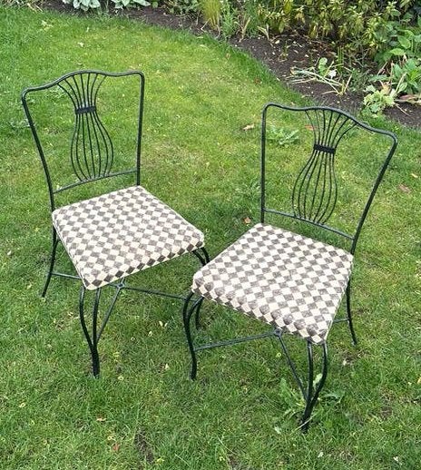 2x franse bistro stoelen ruitje zwart wit, Ophalen, Zo goed als nieuw, Zwart, Twee