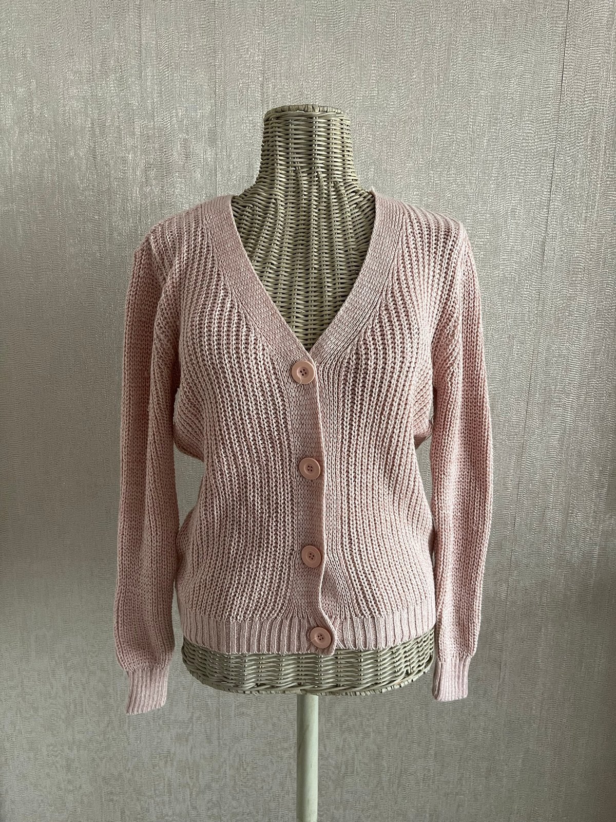 Roze gebreid vest maat M, Kleding | Dames, Truien en Vesten, Ophalen of Verzenden, Zo goed als nieuw, Maat 38/40 (M), Roze