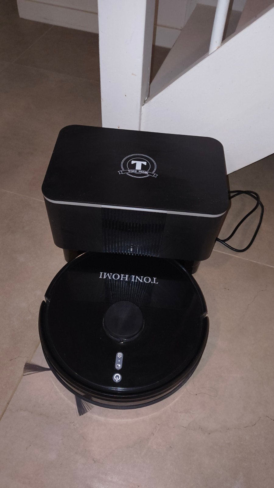 toni homi Q8 robotstof zuiger, Overige merken, Ophalen of Verzenden, Robotstofzuiger, Inclusief accessoires