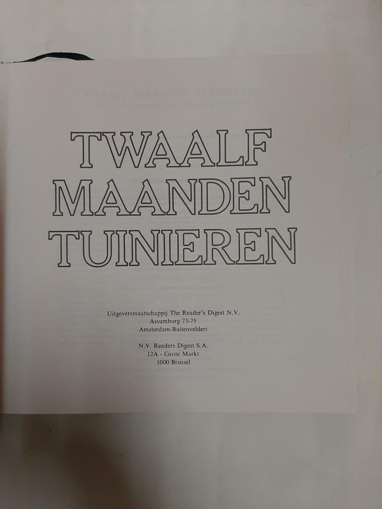 Twaalf Maanden Tuinieren - Reader's Digest, Ophalen of Verzenden, Gelezen, The Reader's Digest, Tuinieren en Tuinplanten