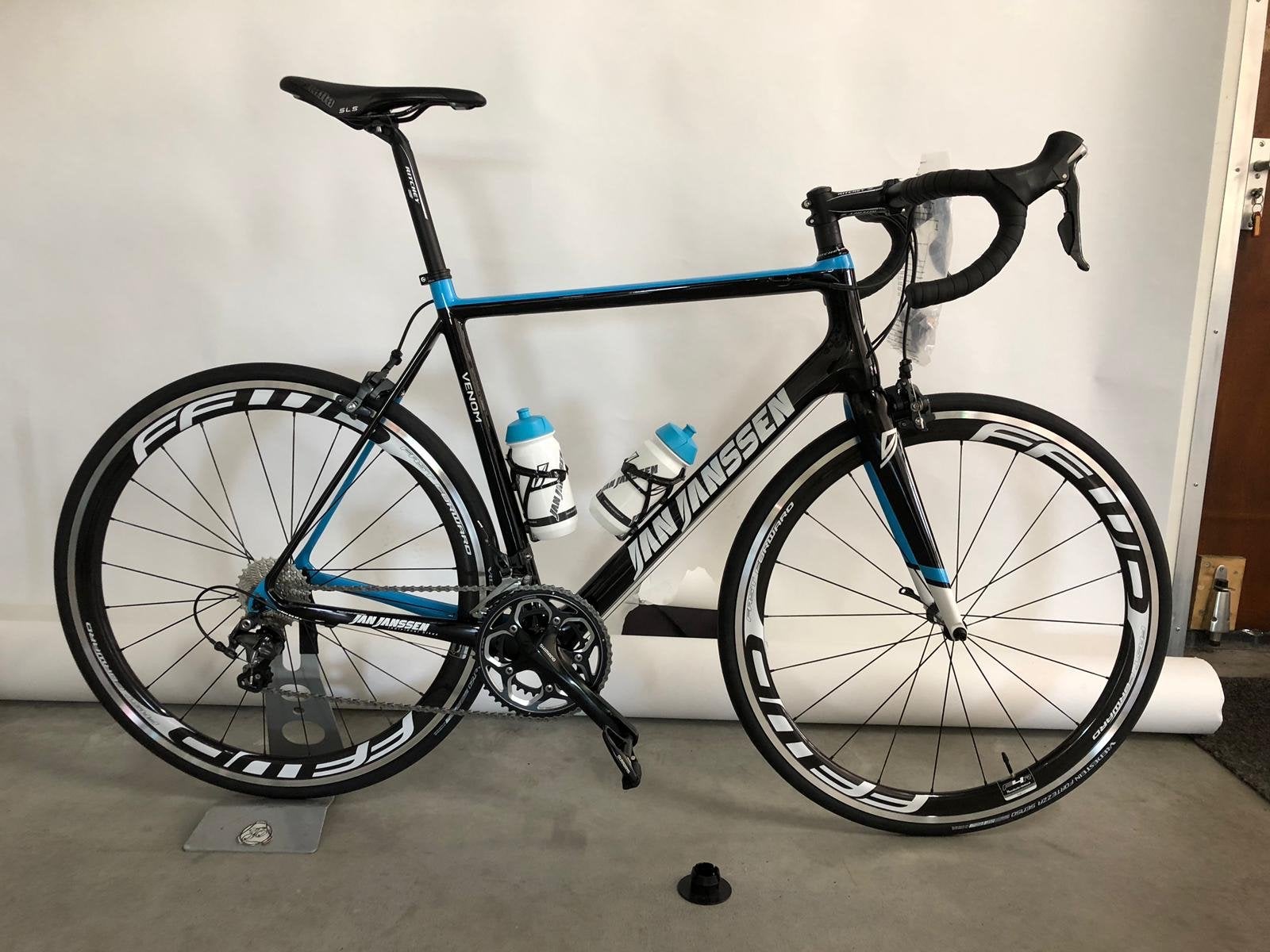 Jan Janssen Venom racefiets - Ultegra - Maat 56, 28 inch, Gebruikt, Carbon, Meer dan 20 versnellingen