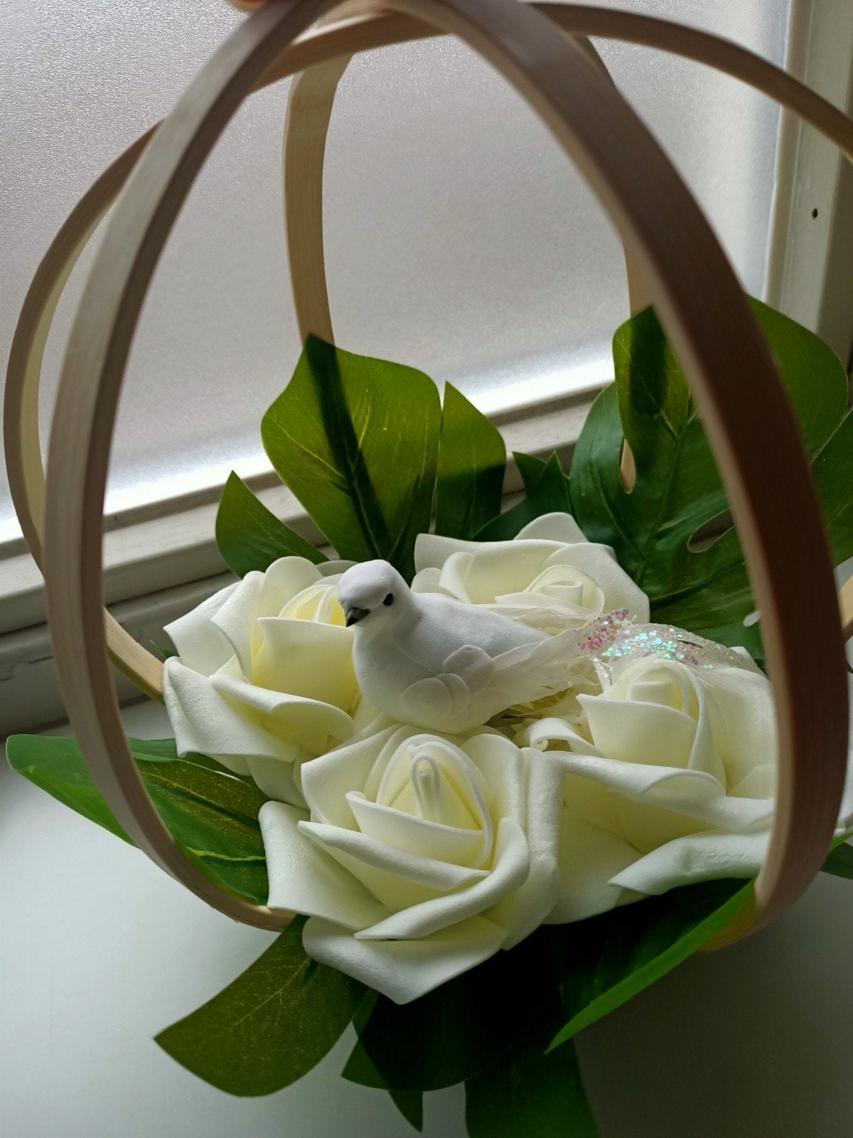 Handgemaakte vogel tussen bloemen en blad in boogjes, Ophalen of Verzenden, Nieuw, Knutselset