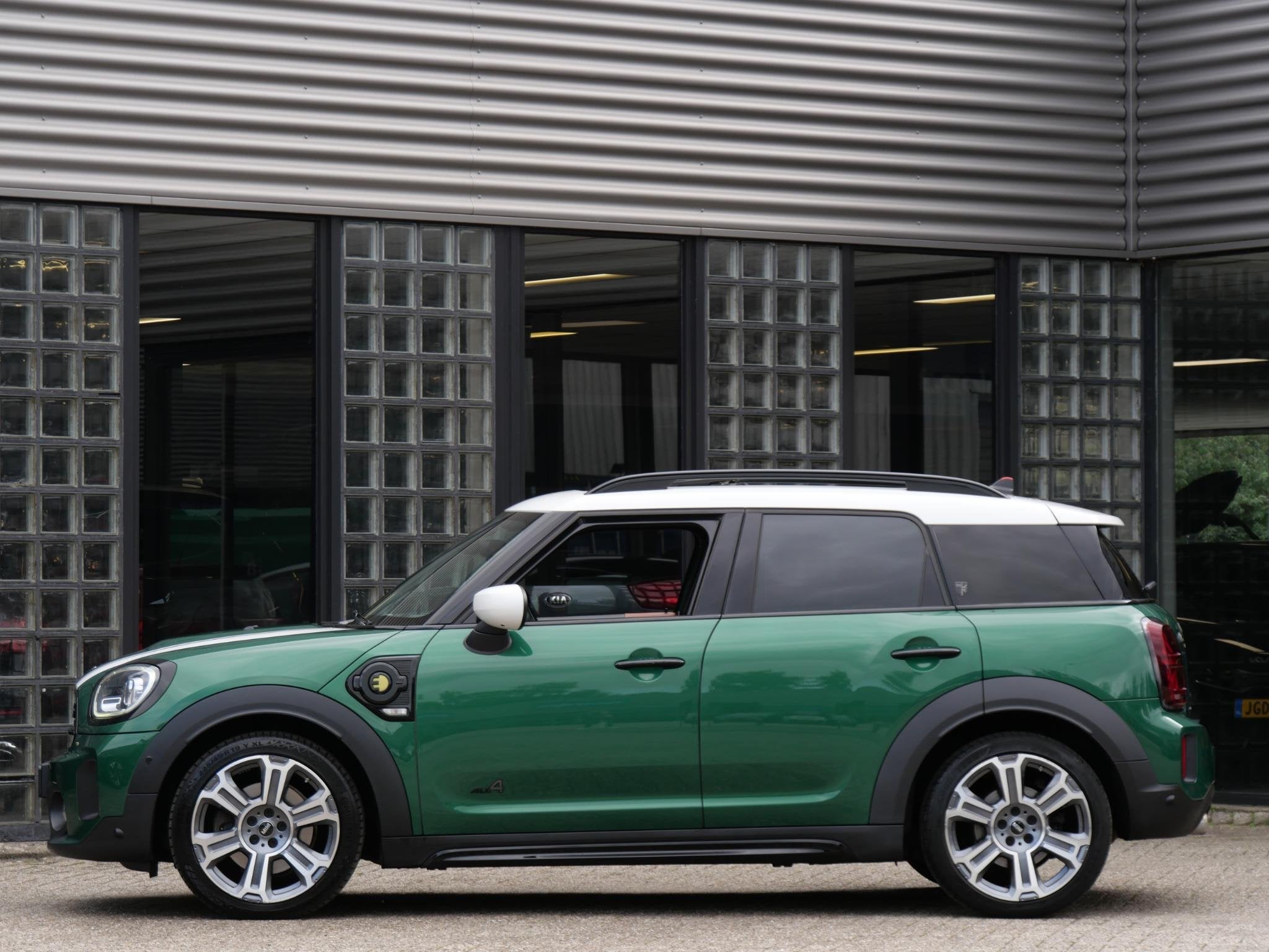 MINI Countryman COOPER S E/ PANORAMADAK/ LEER/ CAMERA/ ADAPT, Automaat, Stof, Gebruikt, Euro 6