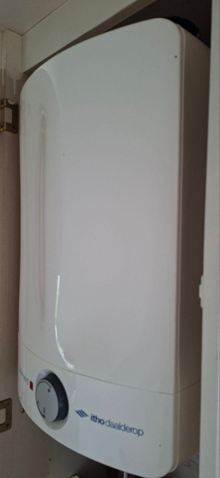 Itho Daalderop Close-up 15 Close-in boiler 15 liter, Ophalen, Gebruikt, Minder dan 85 cm, 3 kookzones of minder