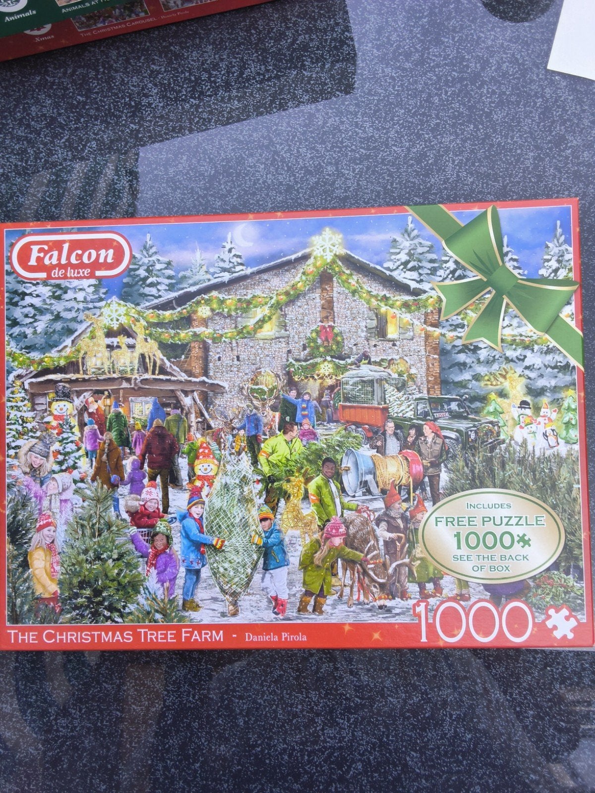 Falcon de Luxe Kerstpuzzel 2x 1000 stukjes, Ophalen of Verzenden, 500 t/m 1500 stukjes, Zo goed als nieuw, Legpuzzel