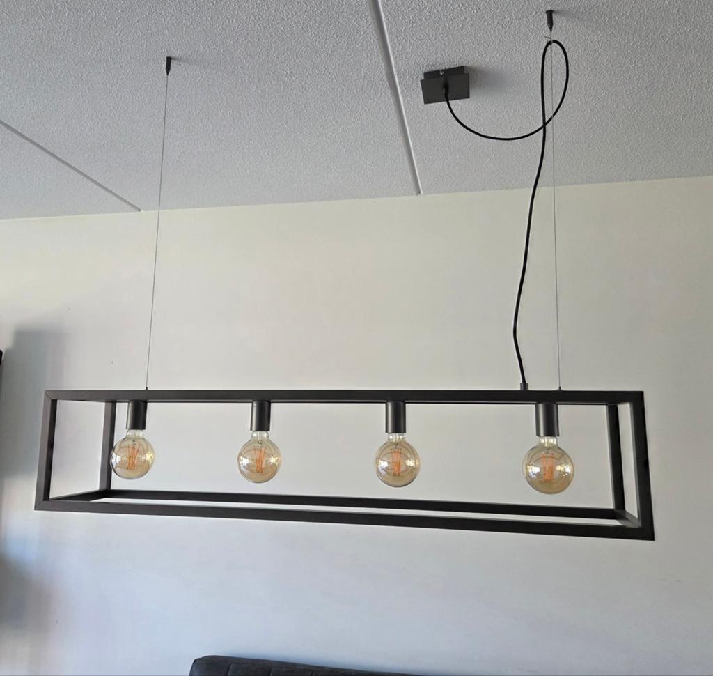 Zwarte Hanglamp incl. 4 lampen, Huis en Inrichting, Ophalen, Modern, Industrieel, Zo goed als nieuw, Metaal