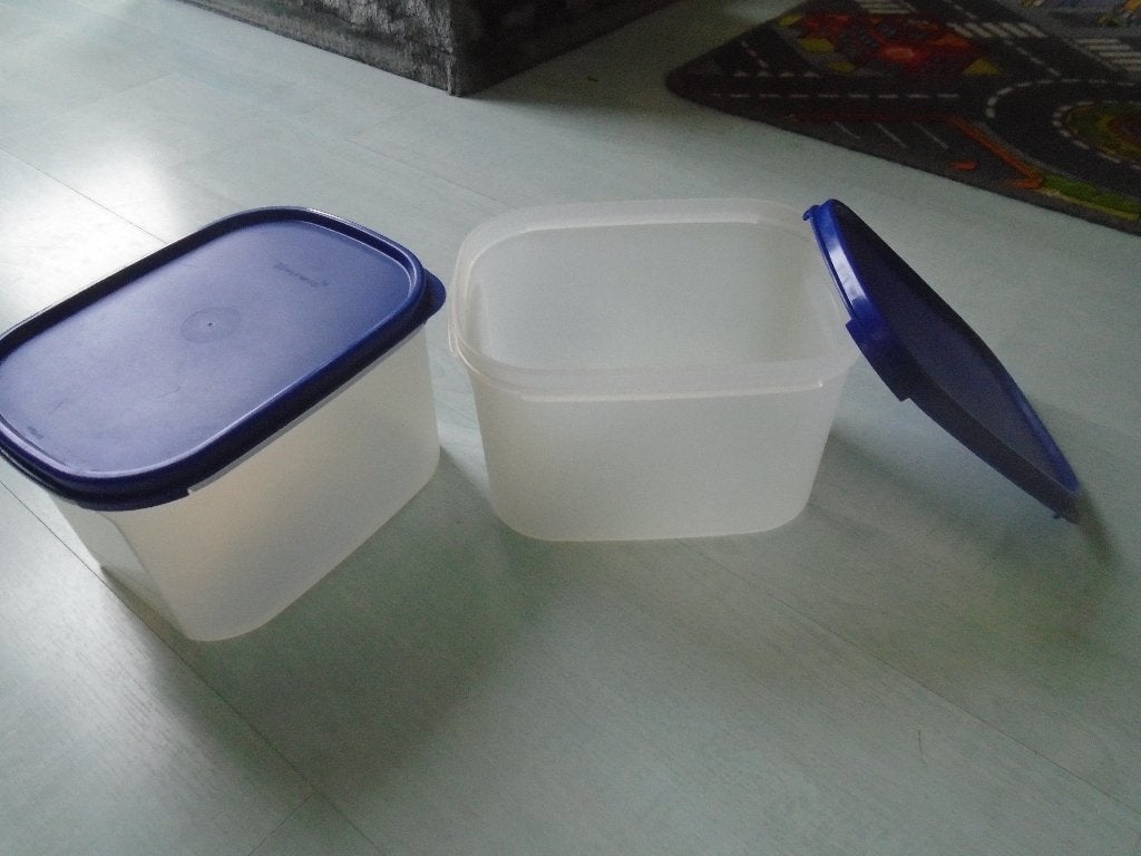 voorraadbussen 2x 1,9L, tupperware, Ophalen of Verzenden, Zo goed als nieuw, Blauw, Overige typen