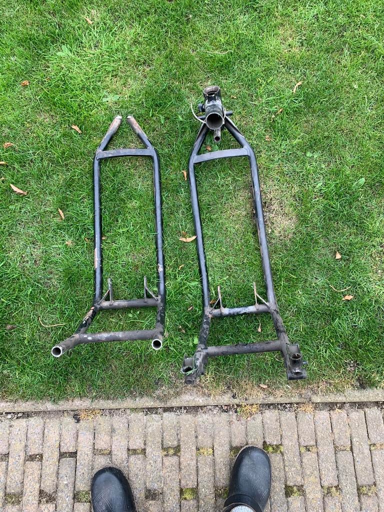 Framebeugels voor 125 blokken, Fietsen en Brommers, Brommeronderdelen | Zundapp, Ophalen of Verzenden, Gebruikt, Frame