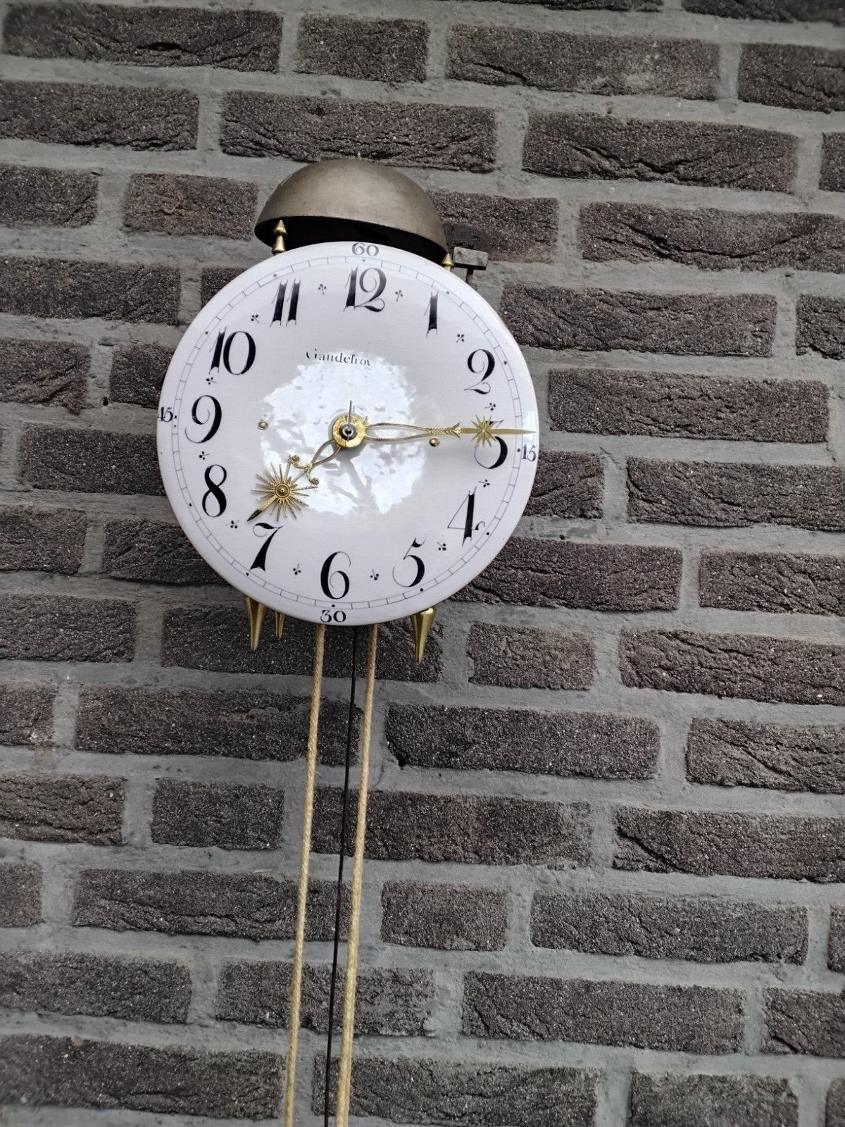 Normandische lantaarnklok  met aardewerk wijzerplaat, Ophalen of Verzenden