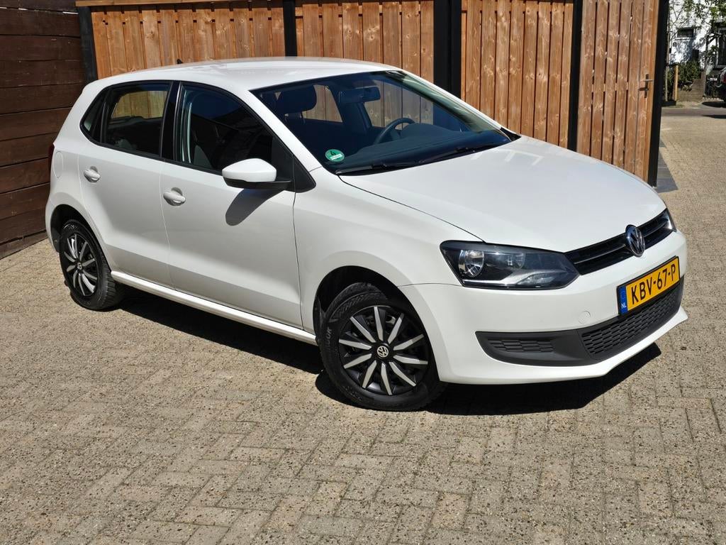 Volkswagen Polo 1.4 16V 85PK l Carplay l Navi l 5-Deurs 2014, USB, 970 kg, 4 cilinders, Handgeschakeld