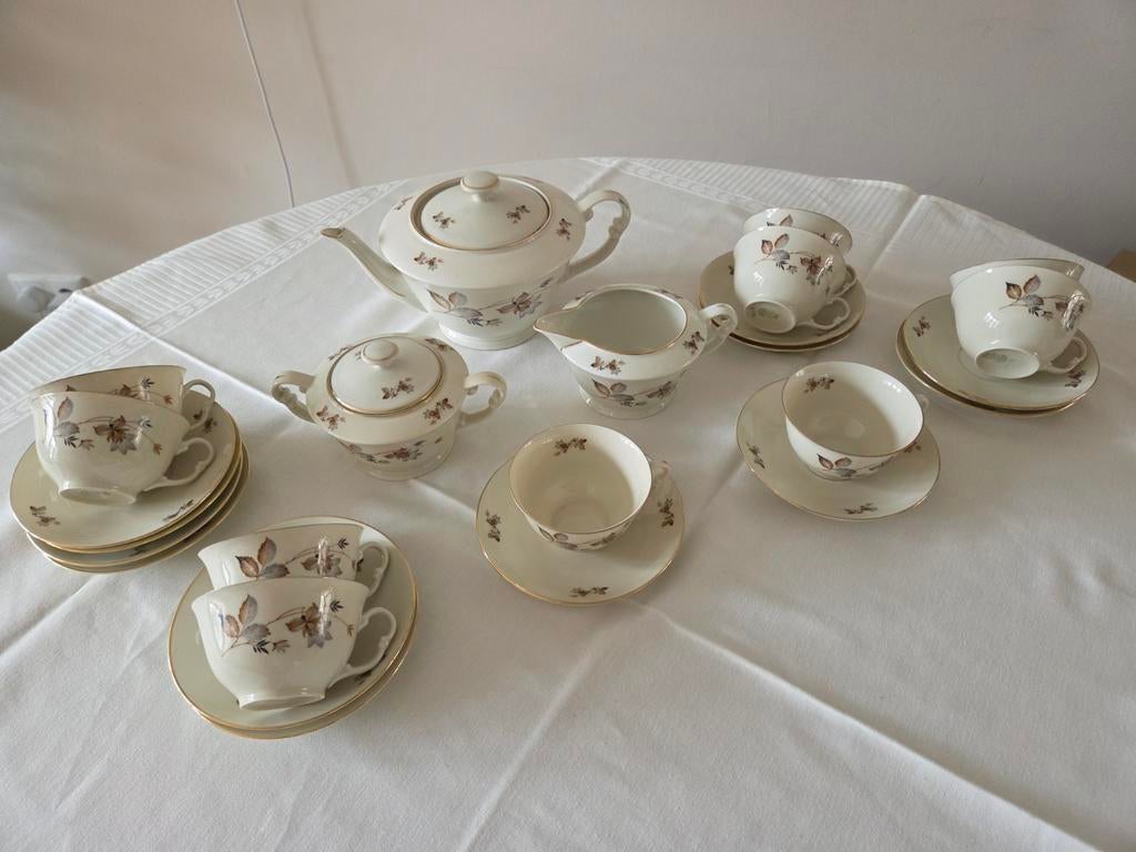Origineel Maier hardporceleinen thee servies, Antiek en Kunst, Ophalen