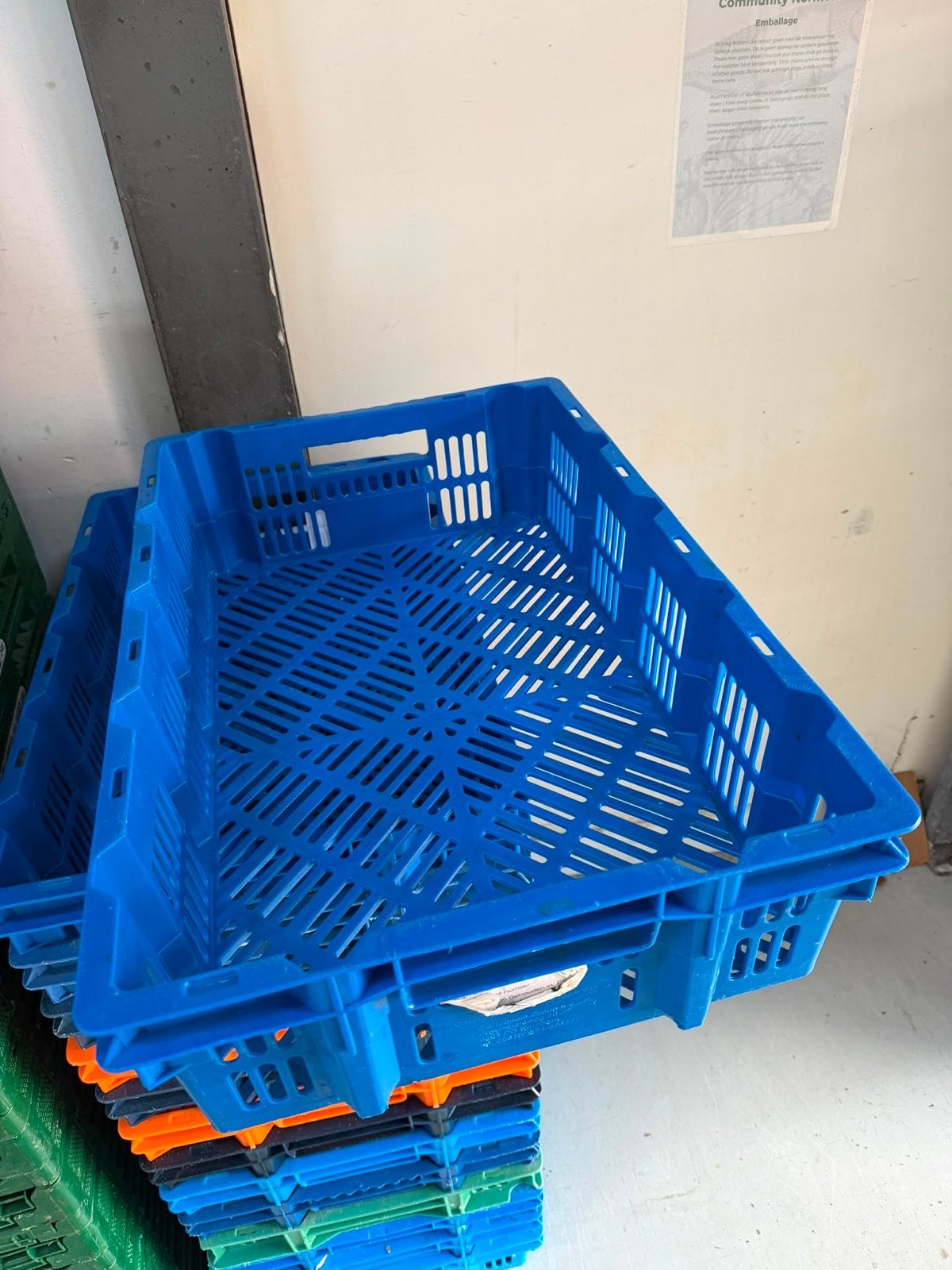 Stevige KIP kratten voor opslag en transport, Ophalen, Gebruikt, 40 tot 60 cm, 50 tot 75 cm