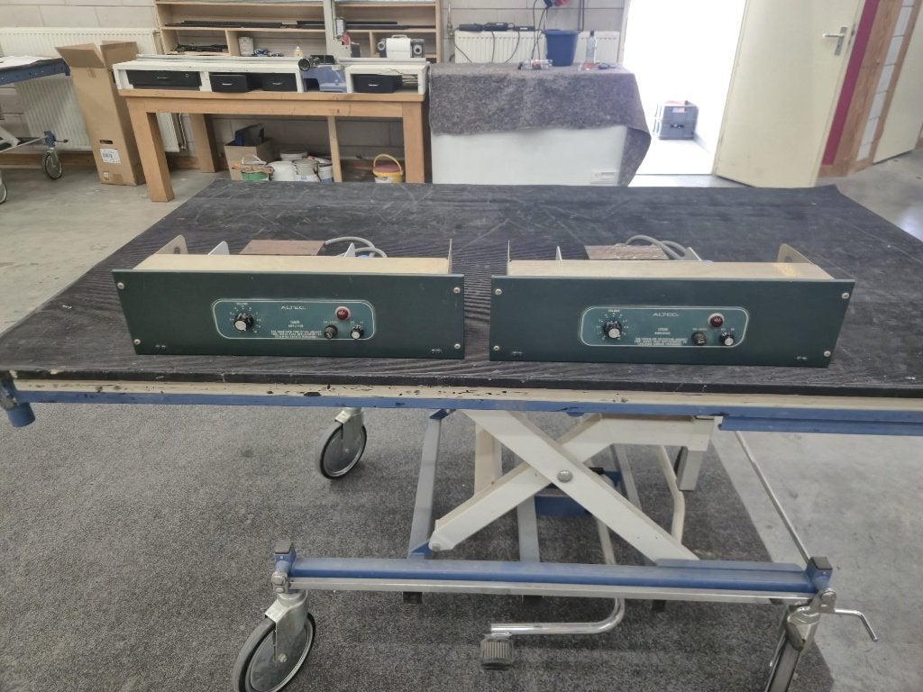 Altec 1593B versterkers, Audio, Tv en Foto, Minder dan 60 watt, Ophalen, Overige merken, Gebruikt