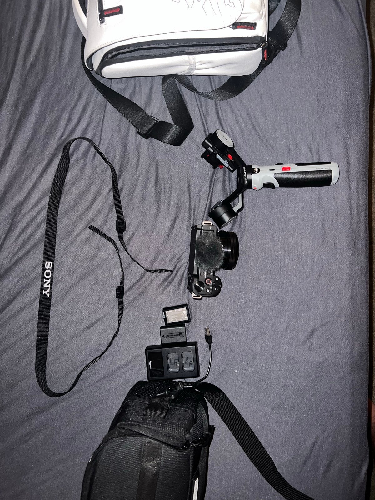 Sony ZV-E10 Vlogging Camera Kit met Gimbal en Accessoires, Ophalen, Beeldstabilisatie, Nieuw, 4 t/m 7 keer