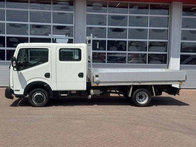 Nissan NT400 35.14 2.5 dCi 340 DC 6P.- Elektische kiep - NAP, Euro 5, Gebruikt, Zwart, 4 cilinders