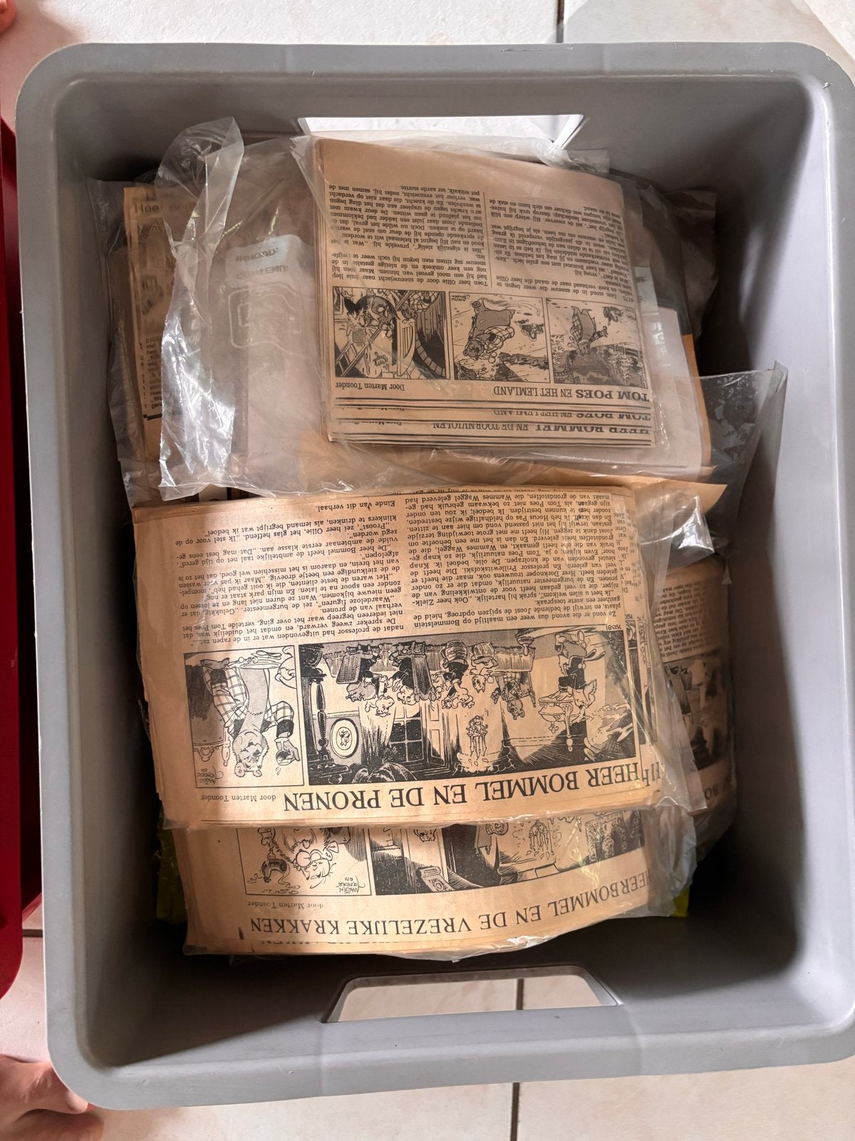 Heer Bommel en Tom Poes dagstrips - 2 Curver boxen vol, Boeken, Stripboeken, Meerdere stripboeken, Ophalen of Verzenden, Gelezen